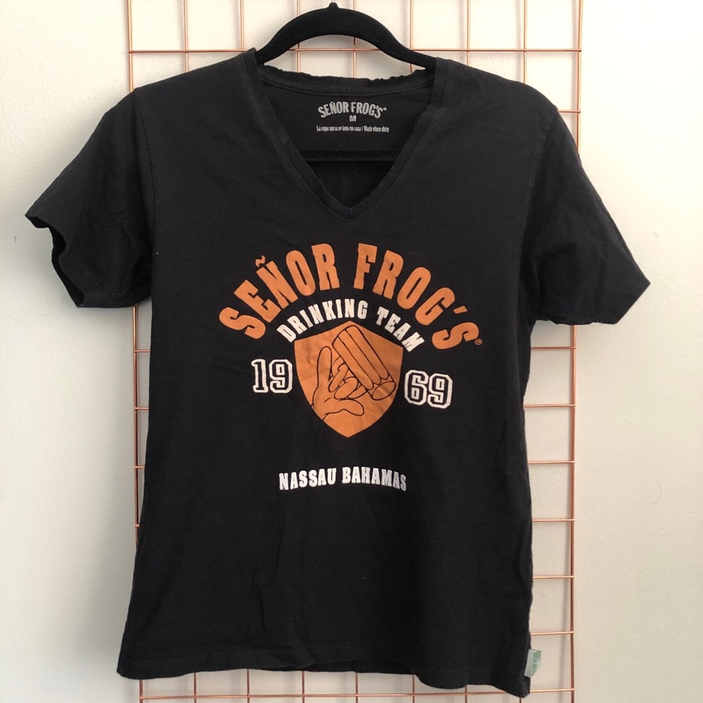 Travel T’s | Senior Frogs Nassau Bahamas
